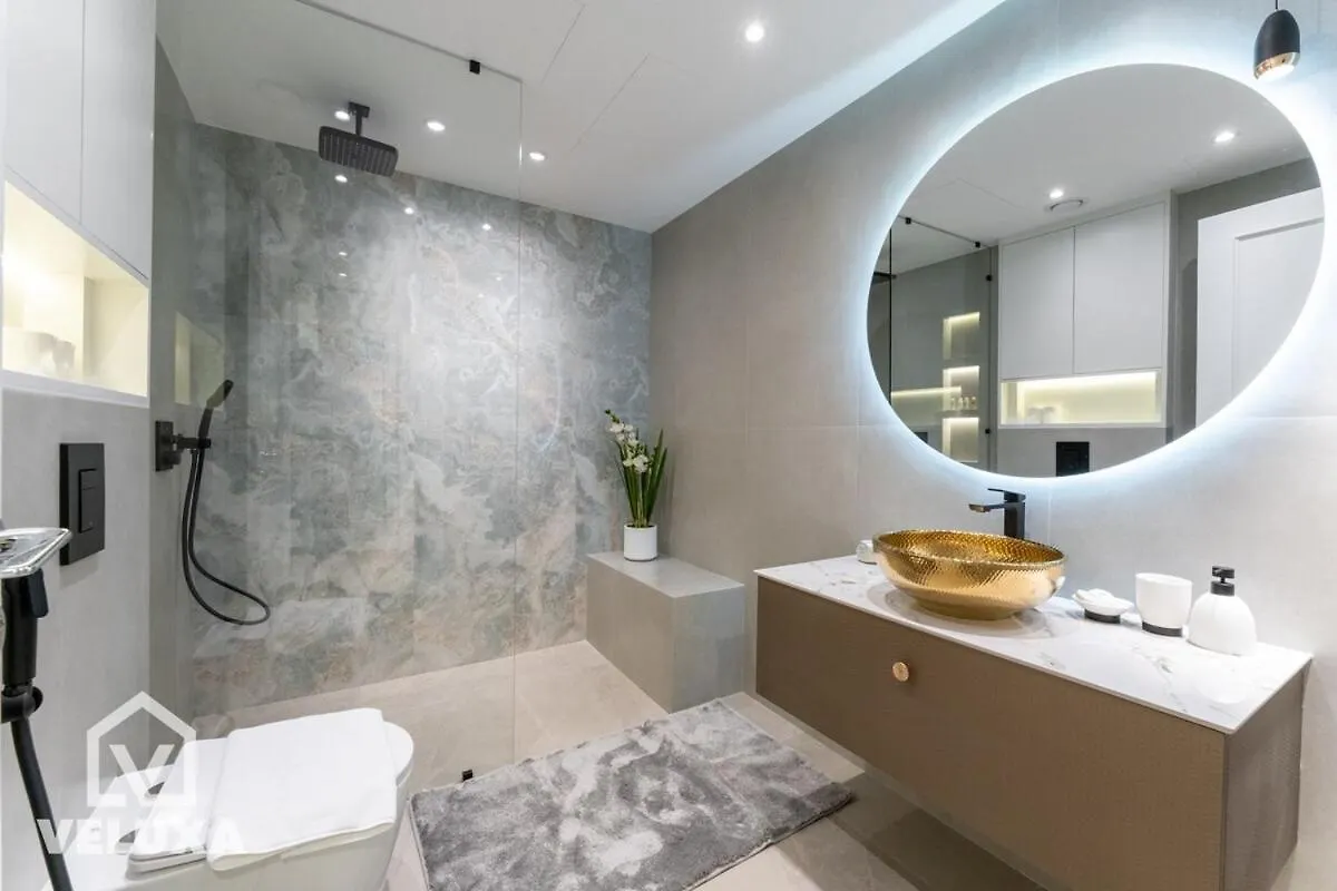 Veluxa-Luxe 2Bed 2 Min Walk To Dubai Mall Apartment